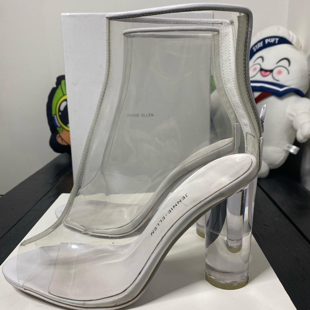 Jennie-Ellen Clear Heels